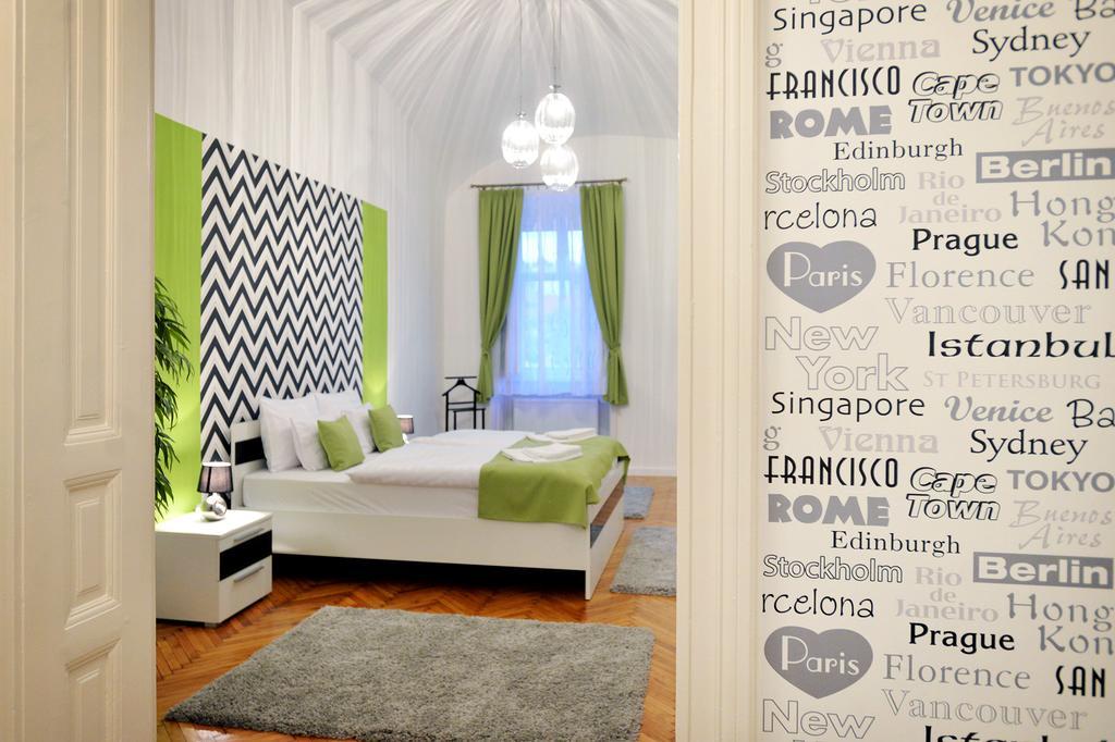Varkapitany Apartman Еґер Екстер'єр фото